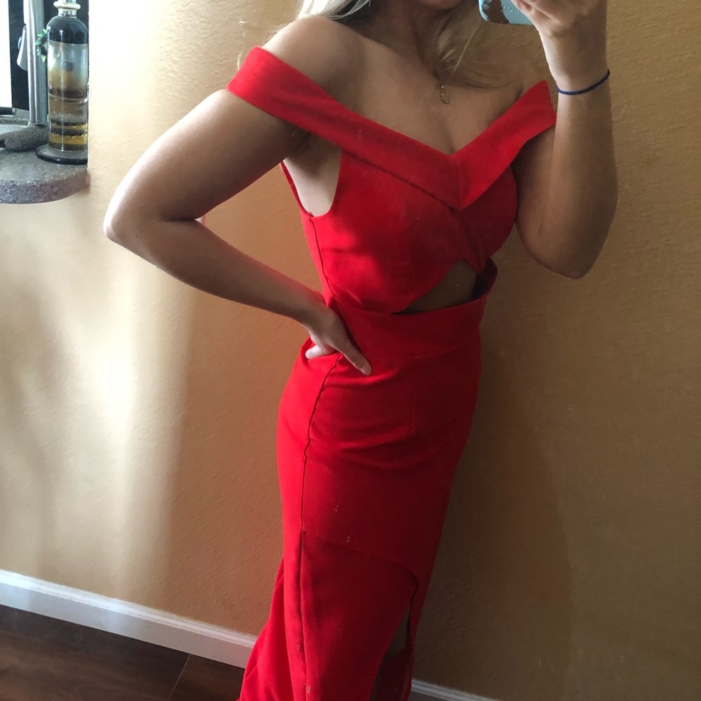 Red Formal Gown - Picture 3 of 4